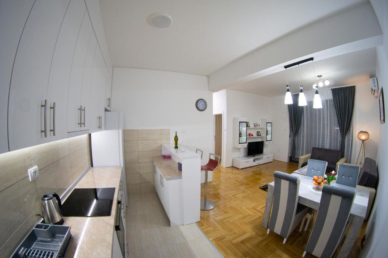 Apartmani Anica 特雷比涅 外观 照片