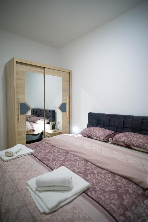 Apartmani Anica 特雷比涅 外观 照片